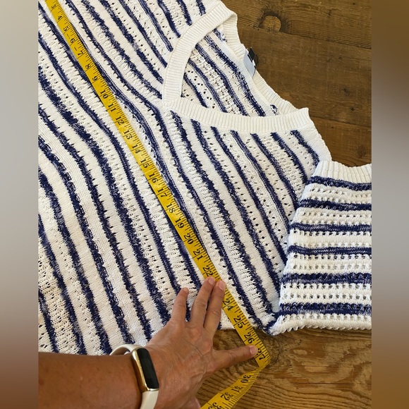 Cabi Peace Pullover, Size Medium, navy/White Stripe - Picture 6 of 13